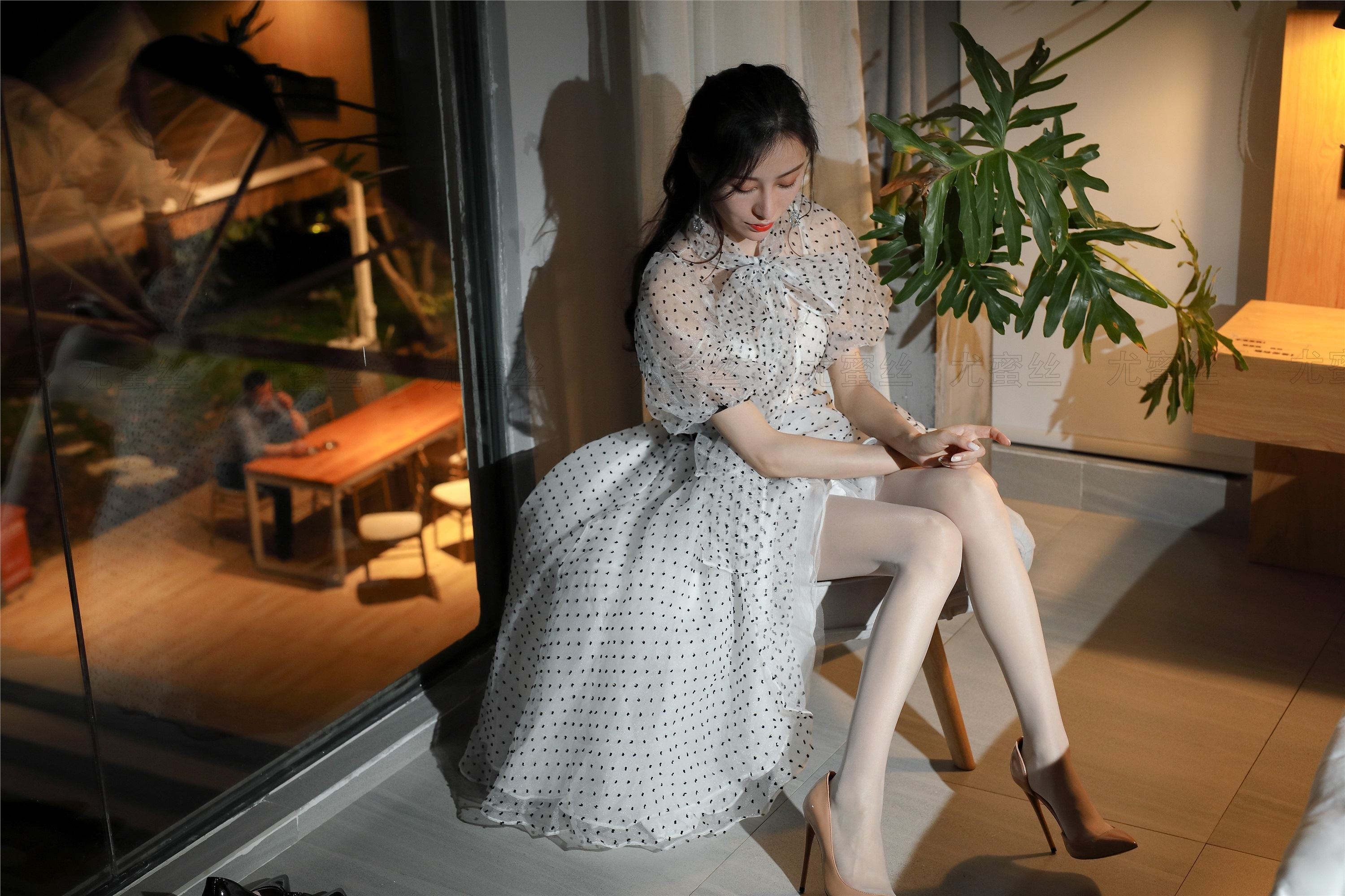 尤蜜丝 穿搭写真 NO.022